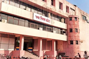 15 से 27 फीसदी हॉस्टलों व मैरिज गार्डनों का ही जमा हुआ यूडी टैक्स