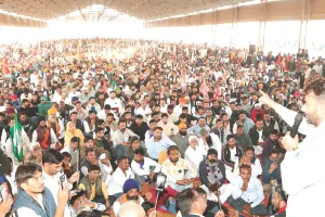 एथेनॉल फैक्ट्री के खिलाफ किसानों की महापंचायत, फैक्ट्री हटने तक आंदोलन जारी रखने का ऐलान