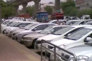 जयपुर-आगरा हाईवे पर अनाधिकृत पार्किंग पर होगी कार्रवाई, परिवहन आयुक्त पुरुषोत्तम शर्मा ने दिए सख्ती के निर्देश