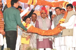 लूणकरनसर में उप जिला चिकित्सालय का शिलान्यास : मुख्यमंत्री का कांग्रेस पर निशाना, कहा- कांग्रेस ने राज्यों में भाजपा की सरकारों से भेदभाव किया, हम नहीं करते 