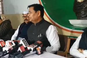 कांग्रेस स्थापना दिवस : डोटासरा ने झंडारोहण किया, सरकार पर साधा निशाना