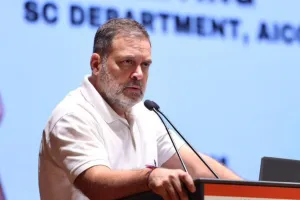 राहुल गांधी ने अनुसूचित जाति विभाग के पदाधिकारियों के साथ की बैठक : संगठन को मजबूत बनाने पर की चर्चा, वोट चोर गद्दी छोड़ रैली की रणनीति को लेकर भी की बात 