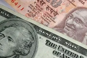 रुपया धड़ाम! 90.48 प्रति डॉलर के नये निचले स्तर तक टूटा