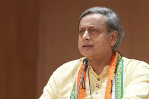 आखिर क्यों कांग्रेस नेता शशि थरुर ने ठुकराया ‘वीर सावरकर अवॉर्ड’? बताई चौकाने वाली वजह