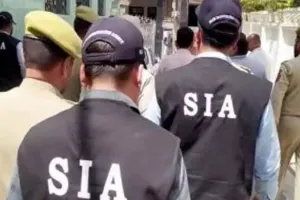 जम्मू कश्मीर एसआईए ने जैश के धमकी वाले पोस्टरों की जांच में दो जगहों पर की छापेमारी , कई अहम दस्तावेज जब्त