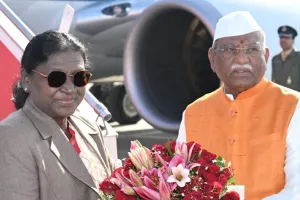 राष्ट्रपति द्रौपदी मुर्मू का  जयपुर दौरा, 1008 कुंडीय हनुमान महायज्ञ में हुईं शामिल