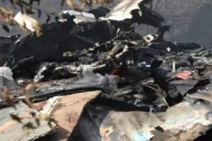 वियतनाम में सैन्य विमान दुर्घटनाग्रस्त, पायलट घायल, बचाव राहत कार्य जारी