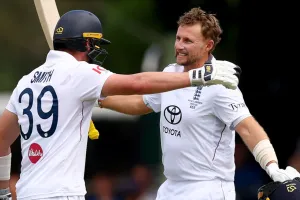 एशेज सीरीज : वर्षा प्रभावित टेस्ट में इंग्लैंड ने पहले दिन बनाए 3 पर 211 रन, हैरी ब्रुक और जो रूट के नाबाद अर्द्धशतक