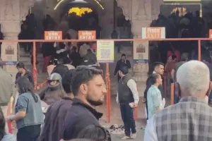 मोती डूंगरी गणेश मंदिर में उमड़े श्रद्धालु, दिनभर लगा रहा आस्था का तांता