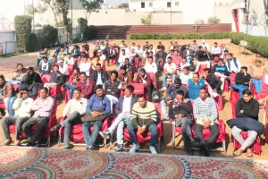 104 जननी एक्सप्रेस एंबुलेंस सेवा बंद, 1200 कर्मचारी आज वेतन भुगतान व सेवा बहाली को लेकर जयपुर में करेंगे बैठक