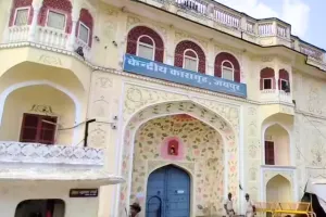 जयपुर सेंट्रल जेल में बंदियों का तांडव : जेलकर्मी विजय पाल के साथ की मारपीट,  जेल अधिकारियों ने संभाला मोर्चा