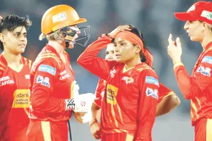 डब्ल्यूपीएल : गुजरात ने यूपी वॉरियर्ज को 45 रन से किया पराजित, राजेश्वरी गायकवाड़ रही प्लेयर ऑफ द मैच