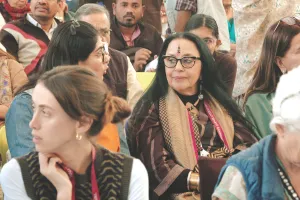 जयपुर लिटरेचर फेस्टिवल 2026 : साहित्य संग फैशन का दिखा जलवा, विश्वनाथन आनंद से लेकर स्टीफन फ्राय की शब्द-कला