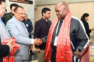 राष्ट्रमंडल देशों के संसदीय प्रतिनिधियों का जयपुर पहुंचने पर भावभीना स्वागत, विधानसभा अध्यक्ष वासुदेव देवनानी ने दुपट्टा पहनाकर किया स्वागत