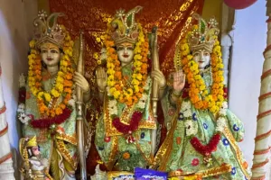 गलता गेट स्थित श्री गीता गायत्री रघुनाथ मंदिर में अयोध्या राम मंदिर द्वितीय वर्षगांठ महोत्सव धूमधाम से मनाया, जयपुर के राम मंदिरों में भी धूम