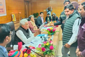 मधुमक्खी पालन से किसानों की आय होगी दोगुनी : राजस्थान बनेगा शहद उत्पादन का हब, किरोड़ी ने कहा- कृषि क्षेत्रों में नवीन तकनीकों को अपनाकर उत्पादन बढ़ाएं  किसान