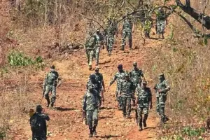 छत्तीसगढ़ में मुठभेड़ में दो नक्सली ढेर, एके-47 बरामद 