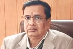 घूस में आई फोन लेते जलदाय विभाग का अधीक्षण अभियंता गिरफ्तार : मकान के सर्च में मिली 7.5 किलो चांदी, सोना और नकदी समेत कई प्लॉट