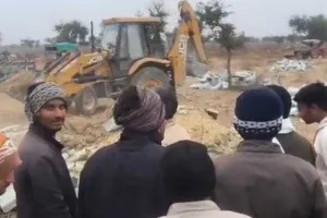 असर खबर का : नालोदिया में चरागाह भूमि से हटाया गया अतिक्रमण, ग्रामीणों में खुशी का माहौल