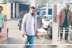 एमबीएस में ट्रॉली, स्ट्रेचर और व्हीलचेयर का संकट, मरीज हो रहे परेशान