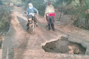 खेडा बस्ती को जोड़ने वाली पुलिया छह माह से क्षतिग्रस्त, जानें पूरा मामला  