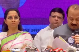 ठाकरे बंधुओं का मेलजोल के बाद महायुति में विघटन के साफ संकेत, NCP के दोनों धड़ों में बढ़ी नजदीकियां