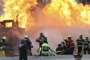 डच शहर के उट्रेच में विस्फोट होने से लगी आग, 4 लोगों की हालत गंभीर