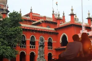 मद्रास हाई कोर्ट का बड़ा सुझाव: लिव-इन पार्टनर को सुरक्षा के लिए मिले 'पत्नी' का दर्जा