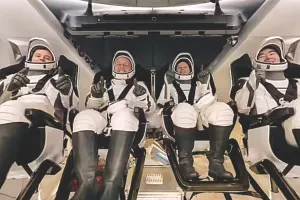 मेडिकल इमरजेंसी पर अंतरिक्ष यात्री को पृथ्वी पर भेजे जाने का पहला मामला, नासा ने 25 साल में पहली बार इंटरनेशनल स्पेस स्टेशन से कराया इमरजेंसी इवैक्यूएशन