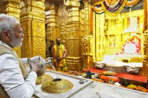 सोमनाथ मंदिर के 1000 वर्ष पूरे होने पर पीएम मोदी ने अर्पित की श्रद्धांजलि, बताया-भारत की अटूट भावना का प्रतीक