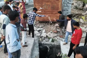 सातलखेड़ी में खुले नाले बने हादसों की वजह, जानें पूरा मामला 