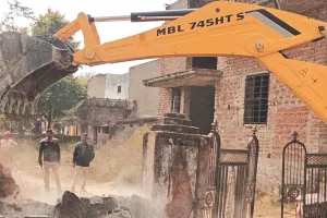 जेडीए ने की कार्रवाई : 6 बीघा भूमि पर बसाई जा रही 2 अवैध कॉलोनियां ध्वस्त, सरकारी नाले की भूमि को अतिक्रमण से कराया मुक्त