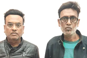 इनामी बदमाश सिलीगुड़ी से गिरफ्तार : 2 भाईयों ने मिलकर रचा करोड़ों की ठगी का चक्रव्यूह, जानें किससे कितने ठगे