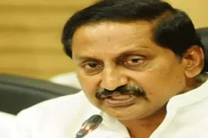 किरण कुमार रेड्डी का केटीआर पर तीखा हमला, बोलें-रेवंत रेड्डी के खिलाफ घटिया हथकंडे अपना रही सरकार, झूठा प्रचार फैलाने का आरोप