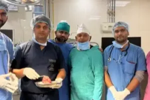 कांवटिया अस्पताल में एक्स्ट्रा हेपेटिक हाइडेटिड सिस्ट का सफल ऑपरेशन, जानवर के संपर्क से फैलती है सिस्ट 