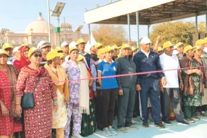 गोल्डन वॉरियर्स वॉक में दिखा जज्बा : जोड़ प्रत्यारोपण के बाद जीवन में लौटी रफ्तार, जॉइंट रिप्लेसमेंट सर्जरी करवा चुके लोगों ने ताड़ासन कर बनाया वर्ल्ड रिकॉर्ड 