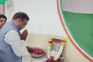 पीसीसी मुख्यालय पर श्रद्धांजलि कार्यक्रम का आयोजन, कांग्रेसजनों ने व्यास को पुष्पांजलि अर्पित