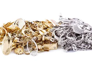 फिर नई ऊंचाई पर पहुंचे सोना और चांदी : दोनों कीमती धातुओं में आई रिकॉर्ड तेजी, जानें क्या है भाव  