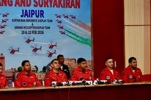 सूर्य किरण एरोबैटिक टीम एवं सारंग हेलीकॉप्टर डिस्प्ले टीम का युवाओं से संवाद : एनसीसी कैडेट्स एवं मूक बधिर विद्यार्थियों को किया प्रेरित, वायुसेना में करियर के अवसरों से कराया अवगत