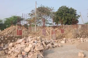 असर खबर का - चार माह से बंद विद्यालय भवन का निर्माण कार्य फिर पटरी पर, जानें पूरा मामला  