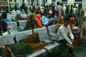 आज दूसरे दिन भी आईएचएमएस सर्वर में आ रही दिक्कतें : मैनुअल कट रही पर्ची, ओपीडी टाइम एक घंटे बढ़ाया