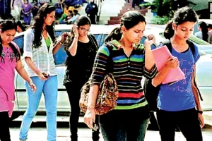 बजट होते हुए भी विकास कार्यों में खर्च नहीं कर पा रहे कॉलेज, प्रशासनिक और शैक्षणिक कामों के बीच बिगड़ रहा संतुलन