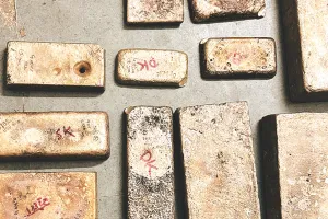 ऑपरेशन क्लीन स्वीप : कार से 49.43 किलो कच्ची चांदी की सिल्लियां जब्त,अनुमानित कीमत करीब 1.40 करोड़ रुपए