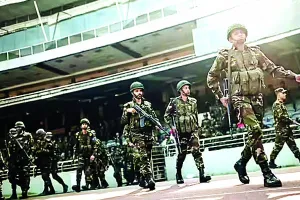 यूनुस के राज में बांग्लादेश बना जंग का मैदान : बीएनपी और जमात के बीच हिंसक झड़प, चुनाव से पहले बढ़ा तनाव