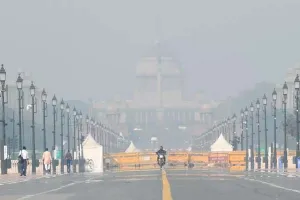 दिल्ली की वायु गुणवत्ता फिर से खराब श्रेणी में : ठंड कम होने के बावजूद यह चिंता का विषय, तापमान 27 डिग्री सेल्सियस तक पहुंचने का अनुमान