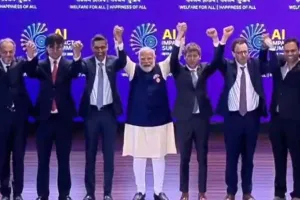 एआई को लेकर वैश्विक कंपनियों में दिखी प्रतिस्पर्धा की झलक : मोदी के साथ ग्रुप फोटो में अल्टमैन और डारियो ने नहीं मिलाया हाथ, सोशल मीडिया पर वायरल हो रहा वीडियो