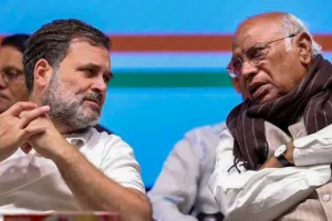 भोपाल: आज किसान महाचौपाल को संबोधित करेंगे खड़गे-राहुल, किसानों को देंगे समझौते के नफा-नुकसान की जानकारी; भारत-अमेरिका ट्रेड डील के खिलाफ हल्ला बोल