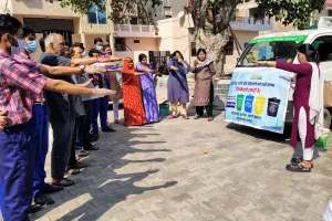 नगर निगम जयपुर टीम एवं जय मां सरस्वती विद्या पीठ सीनियर सेकेंडरी स्कूल के विद्यार्थियों ने चलाया स्वच्छता जनजागरूकता अभियान, प्लास्टिक का उपयोग कम करने और कपड़े के थैले अपनाने की अपील की 