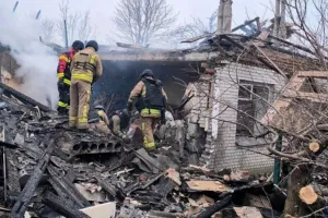 रूस यूक्रेन हमला: शांति बातचीत के बीच रूस ने कीव पर दागे 29 मिसाइलें, 400 ड्रोन, भारी नुकसान की आशंका