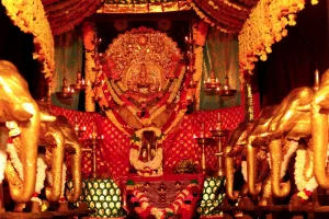 सबरीमाला विवाद: भाजपा ने की नए हलफनामे की मांग, मुख्यमंत्री विजयनन के घर के सामने अयप्पा ज्योति जलाएगी पार्टी